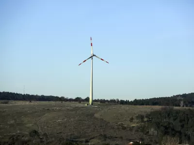 Golobova vlada v hrupni zagati