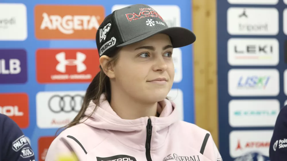 Neja Dvornik,20.10.2025 - novinarska konferenca slovenske reprezentance za tehnične discipline pred bližnjim začetkom nove sezone svetovnega pokala v S&ouml;ldnuFoto: Luka Cjuha