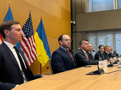 President Donald Trump's son-in-law Jared Kushner, U.S. Special Envoy Steve Witkoff, U.S. Secretary of State Marco Rubio, U.S. Army Secretary Daniel Driscoll sit before closed-door talks with Head of the Office of the President of Ukraine Andriy Yermak (not pictured) on ending Russia's war in Ukraine, at the U.S. Mission in Geneva, Switzerland, November 23, 2025. REUTERS/Emma Farge