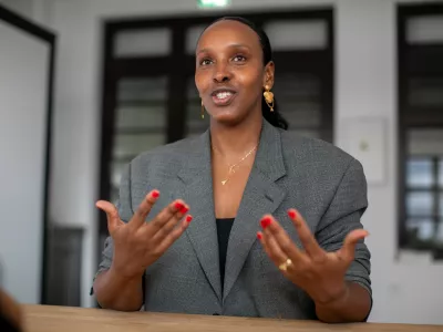 12.11.2025 - Hawa Hassan je somalijsko-ameriška avtorica in kuharica.Foto: Luka Cjuha / Foto: Luka Cjuha