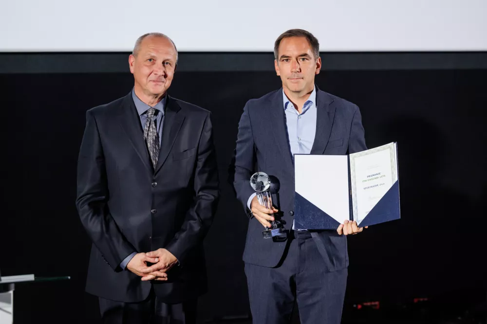 Tudi letos je bil na podelitvi diplom 18. generaciji izvoznih menedžerjev simbolično nagrajen tudi ITM Izvoznik leta 2025 – podjetje Sportradar, d. o. o.. (Foto: STA/Nebojša Tejić)