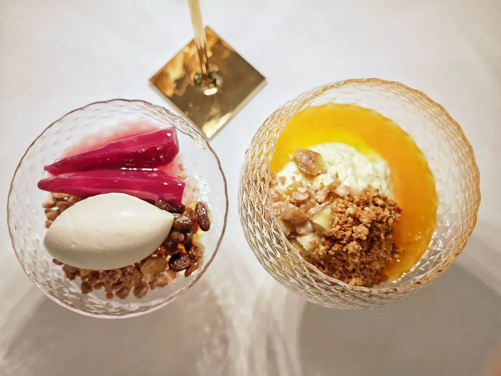 Hruškov sladoled in kostanjev mus s kakijem, Bistro Grad Štanjel