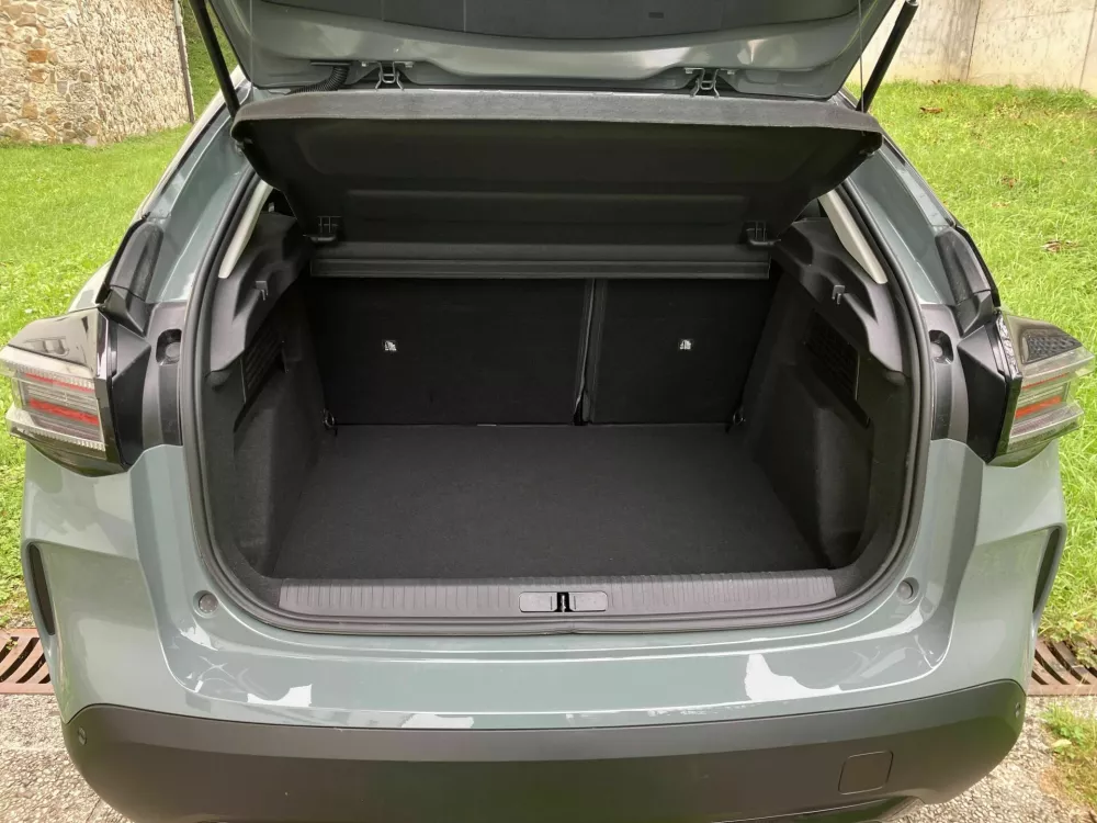 Citroën C4 hibrid 145 business: Ne šprint, ampak tek na dolge proge