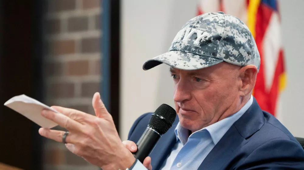 Nekdanji astronavt pred vojaško sodišče?