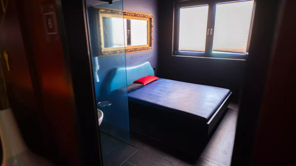 bordelprostitucijajavna hišaprostitutkeseks21.04.2025 Wellness za moške Andiamo, Beljak. FOTO: Nik Erik Neubauer