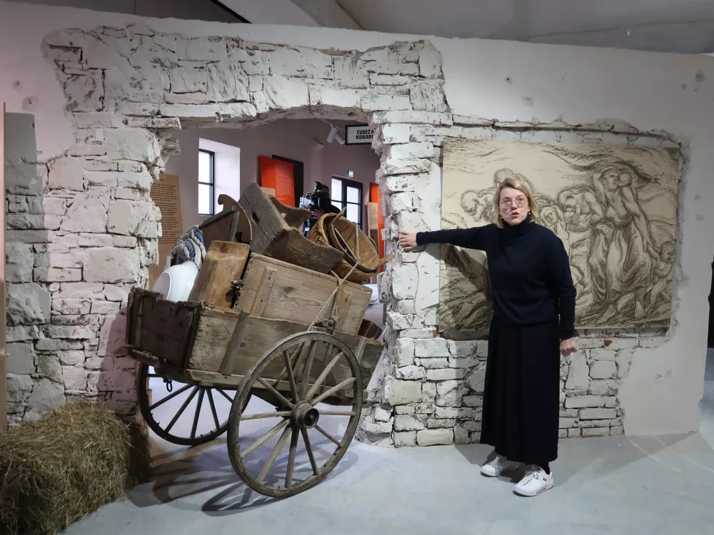 Jedli iste jedi, a govorili različne jezike