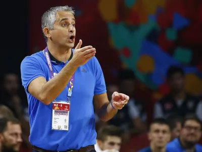 ﻿Basketball - Slovenia v Serbia - European Championships EuroBasket 2017 Final - Istanbul, Turkey - September 17, 2017 -  Coach Igor Kokoskov of Slovenia reacts. REUTERS/Murad Sezer