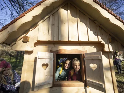  JEZIČNA DOGODIVŠČINA V TRUBARJEVIH KRAJIH.