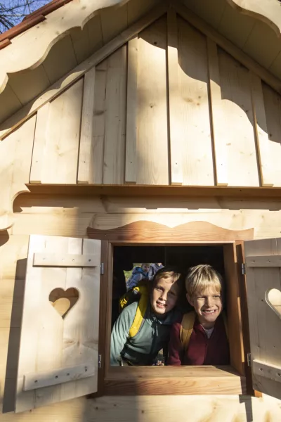  JEZIČNA DOGODIVŠČINA V TRUBARJEVIH KRAJIH.