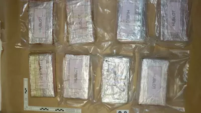 Pri osumljencu so zasegli večje količine kokaina, amfetamina, konoplje, ekstazija, tablet … 