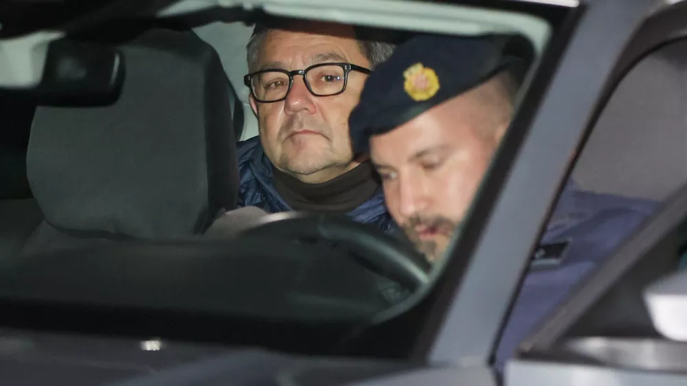 Pridržali so hrvaškega glavnega inšpektorja Andrijo Mikulića.