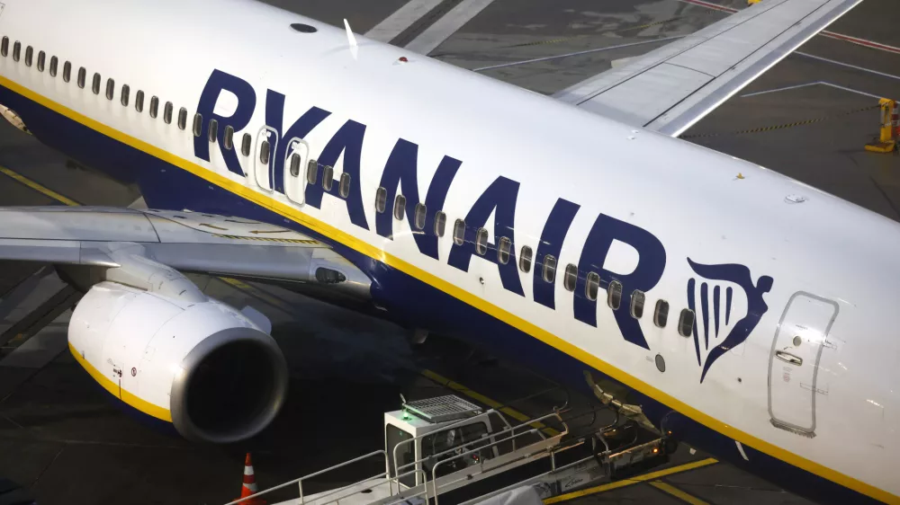 FILED - 30 January 2023, Cologne: A Ryanair passenger plane is parked at Cologne/Bonn Airport. Photo: Thomas Banneyer/dpa