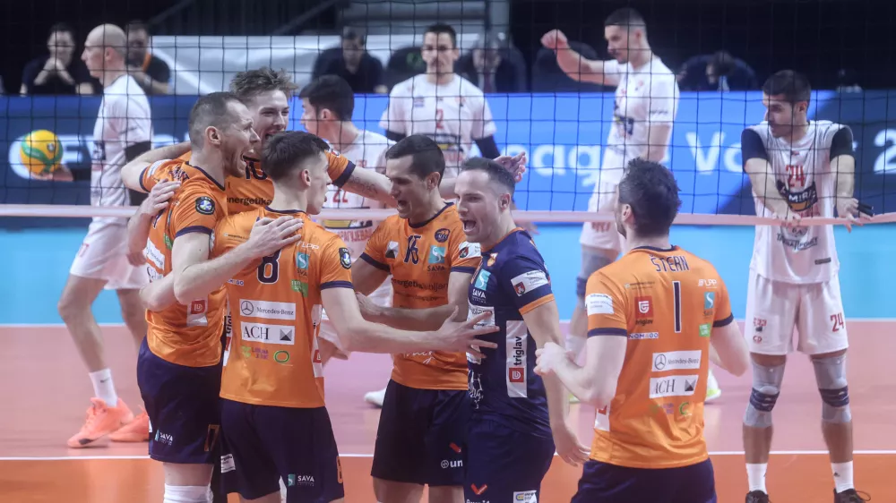 - 27.11.2025 - odbojka - kvalifikacije za ligo prvakov - ACH Volley: Radnički Kragujevac//FOTO: Jaka Gasar