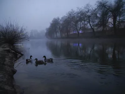 - 6.1.2023 – Ljubljanica - megla - race//FOTO: Nik Erik Neubauer