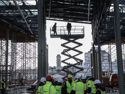Udeležba delavcev pri dobičku: Boštjančičevi in Hanovi zbližali stališča