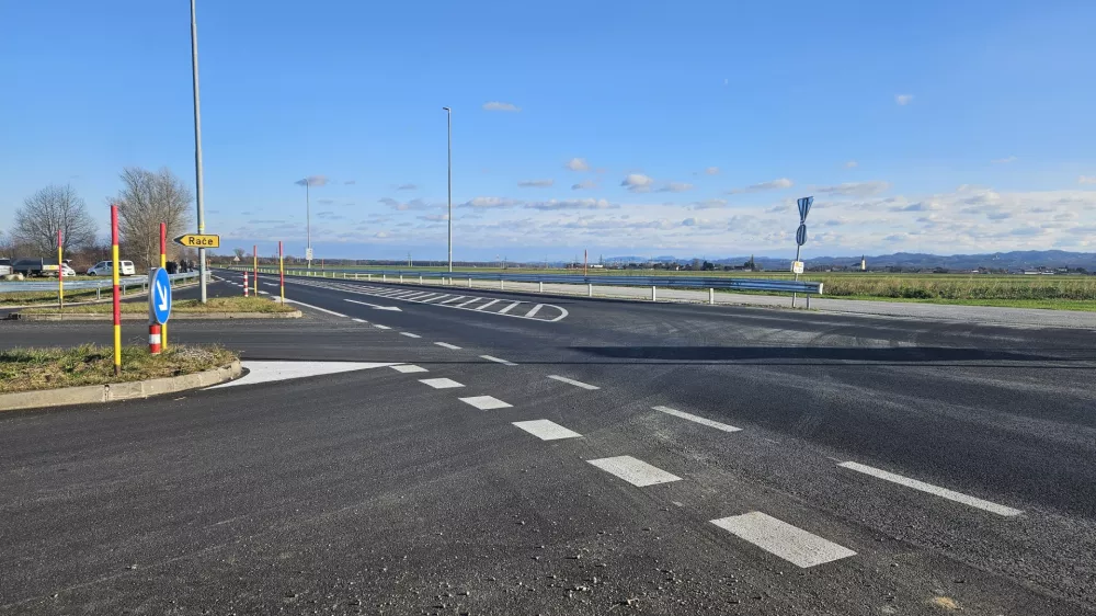 Sikole, Drzavna cesta Slovenska Bistrica - Ptuj.Slovesno odprtje prenovljenega odseka drzavne ceste med Pragerskim in Hajdino.