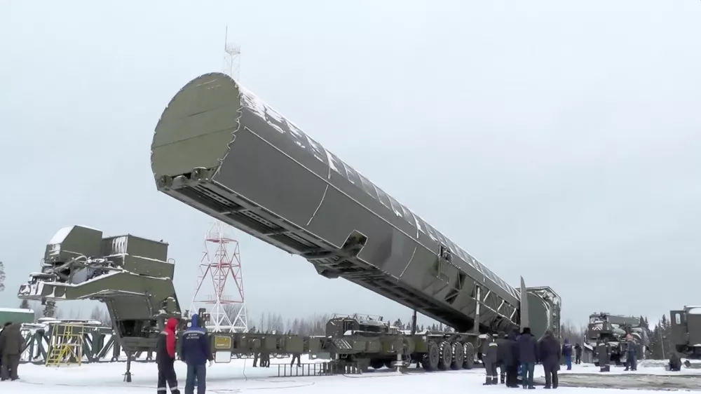 ﻿In this video grab provided by RU-RTR Russian television via AP television on Thursday, March 1, 2018, Russia's new Sarmat intercontinental missile is shown at an undisclosed location in Russia. President Vladimir Putin declared Thursday that Russia has developed a range of new nuclear weapons, claiming they can't be intercepted by enemy. (RU-RTR Russian Television via AP)
