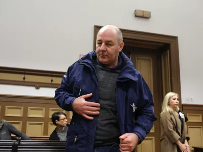 ﻿Florijan Gašperin,- 15.02.2017 -  sojenje Florijanu Gašperinu in soobd. zaradi prejemanja podkupnin pri tehničnih pregledih vozil -//FOTO: Jaka Gasar