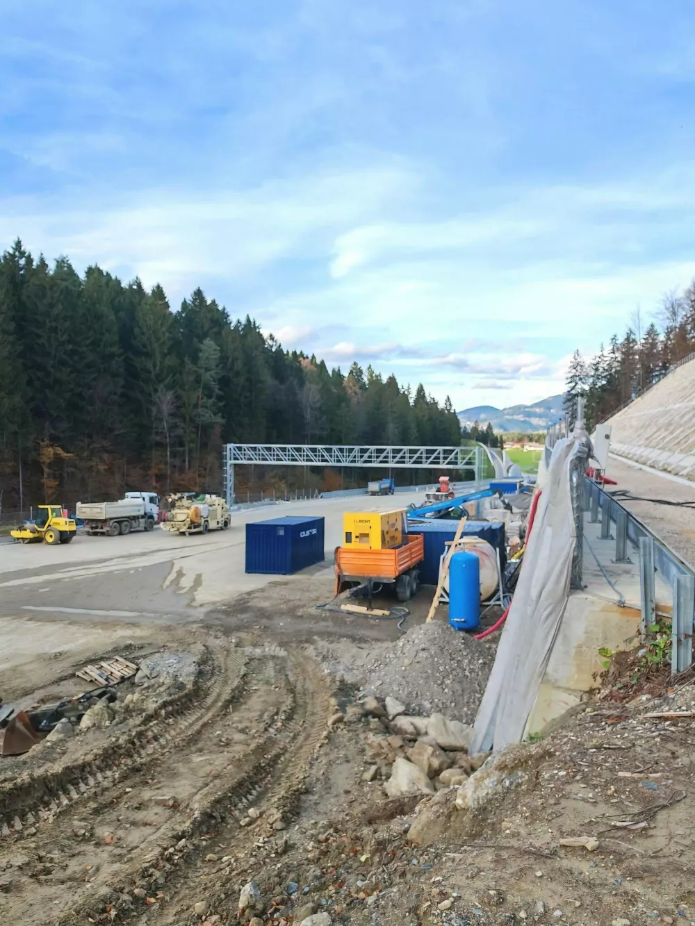 Gradnja je obstala: leto zamude nas bo stalo milijone