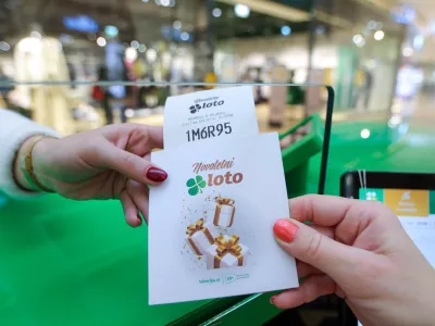 Lističi so v prodaji.