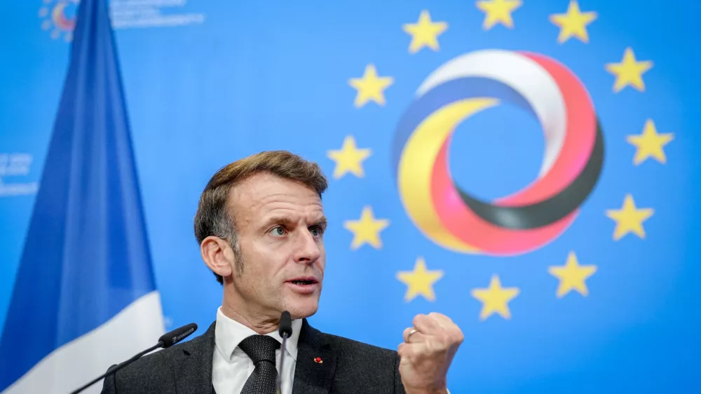 FILED - 18 November 2025, Berlin: French President Emmanuel Macron gives a press conference at the European Digital Sovereignty Summit at the Euref Campus. French President Emmanuel Macron is hopeful that China will join his country's efforts to halt Russian attacks on critical Ukrainian infrastructure as soon as possible, he said during a visit to Beijing on Thursday. Photo: Kay Nietfeld/dpa