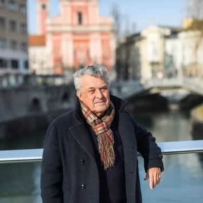 - 22.02.2023 - prof. Janez Koželj, arhitekt &ndash; nekdanji ljubljanski podžupan za področje urbanizma (2006 - 2022), profesor za arhitekturo mesta in urbanistično planiranje na Fakulteti za arhitekturo in Biotehniki fakulteti v Ljubljani, častni član Zbornice za arhitekturo in prostor (ZAPS), dobitnik nagrade Big SEE arhitekturni vizionar 2019, ki jo je prejel na Festivalu BIG. predsednik Dru&scaron;tva Zelenih nadzornikov, //FOTO: Bojan Velikonja / Foto: Bojan Velikonja