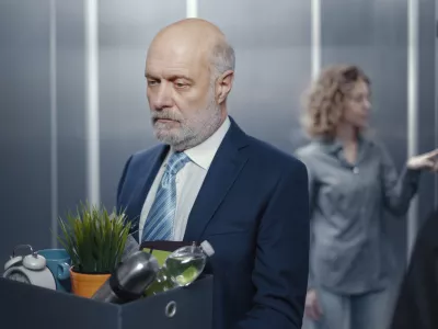 Notranji saboter, odpoved