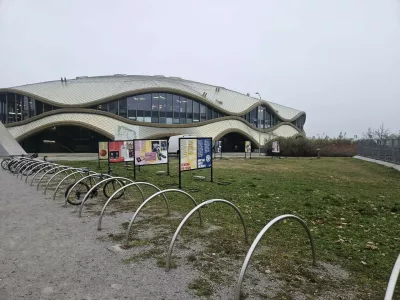 Razstava ko&scaron;arka Stožice