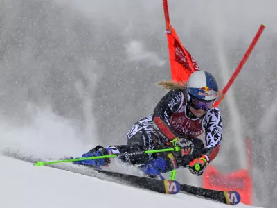 Dec 6, 2025; Mont-Tremblant, Quebec, CANADA; Alice Robinson of New Zealand during the PwC Tremblant alpine skiing World Cup at Mont-Tremblant Ski Resort. Mandatory Credit: Eric Bolte-Imagn Images