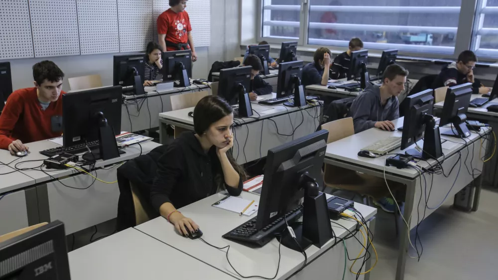 Motivacija na&scaron;ih &scaron;olarjev za učenje matematike med najnižjimi na svetu