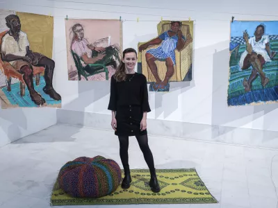 Barviti portreti ganskih žena