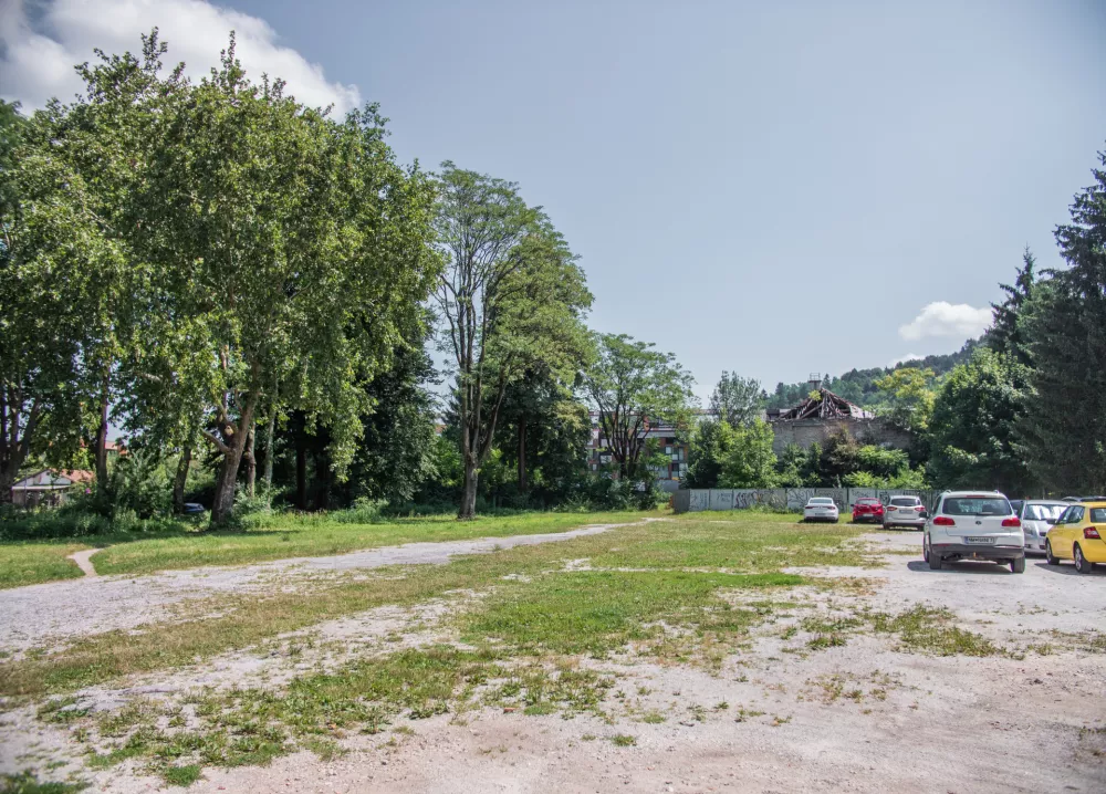 Ob Roški bodo gradili študentski dom, fakulteto in šolo