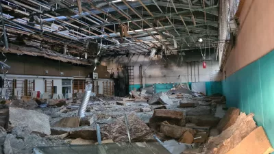 Most na Soci, Osnovna sola Dusana Muniha Most na Soci.Ponoci je zagorelo v telovadnici Osnovne sole Dusana Muniha Most na Soci, pri cemer je pogorelo skorajda celotno ostresje telovadnice.