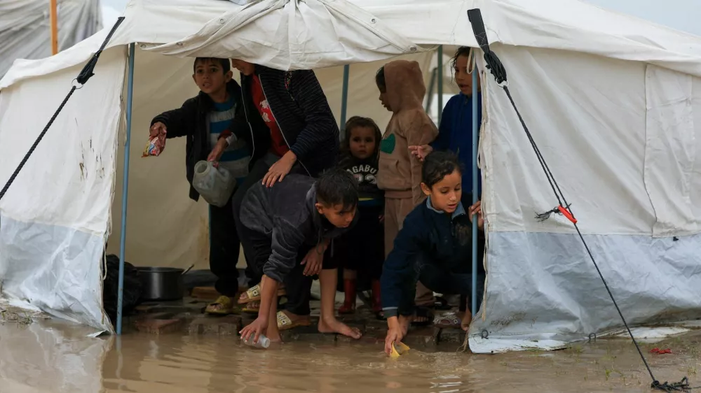 Hudi porodni krči druge faze premirja