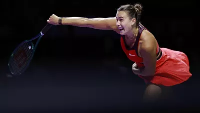 Tennis - WTA Finals - Riyadh - King Saud University Indoor Arena, Riyadh, Saudi Arabia - November 2, 2025 Belarus' Aryna Sabalenka in action during her round of 16 match against Italy's Jasmine Paolini REUTERS/Stephanie Lecocq