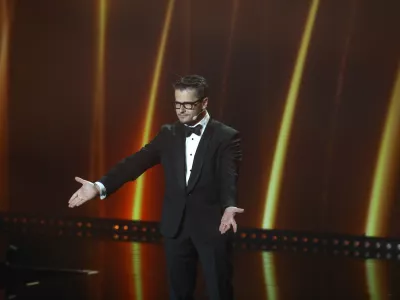 Jure Godler med vodenjem prireditve&nbsp;Miss Universe&nbsp;2025.&nbsp; / Foto: Luka Cjuha