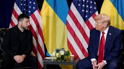 FILE PHOTO: U.S. President Donald Trump meets with Ukrainian President Volodymyr Zelenskiy during the 80th United Nations General Assembly, in New York City, New York, U.S., September 23, 2025. REUTERS/Al Drago/File Photo