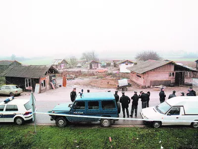 Romi - Grosuplje, Selitev Romov------3k