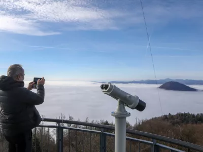 12.12.2025 - reportaža megla - megla v Ljubljani - ljubljanska megla - Ra&scaron;ica razgledni stolpFoto: Luka Cjuha