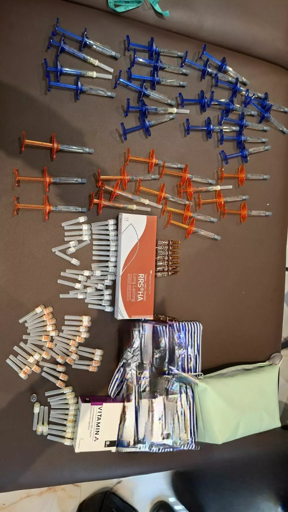 Kosovska doktorica dentalne medicine vbrizgavala »akcijski« botoks. Foto: Policija