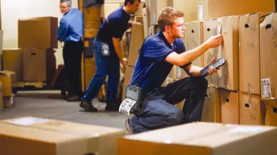 skladi&scaron;če delavci skladi&scaron;čniki