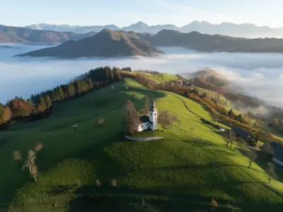 V nebesih bo lepo, v nižinah pa bolj tako-tako. / Foto: Istock