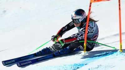 Alpine Skiing - FIS Alpine Ski World Cup - Women's Super G - St. Moritz, Switzerland - December 14, 2025 New Zealand's Alice Robinson in action REUTERS/Denis Balibouse