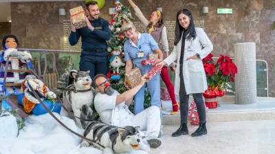 Fotografije je posnel Ivan Marjanović iz Službe za varnost in zdravje pri delu, ki je s svojim občutkom za ljudi in prostor ujel pristne trenutke sodelovanja in pozitivne energije.