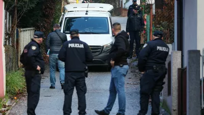 Umor - v Zagrebu so našli truplo ženske, ubil naj bi jo upokojeni sostanovalec. 