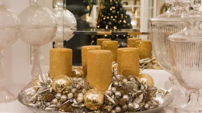 ﻿adventni venček - 26.11.2019 - Cvetličarna Emporia, Vegova ulica 2 v Ljubljani - izdelava adventnih venčkov //FOTO: Bojan Velikonja