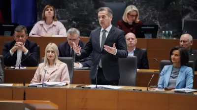 Ljubljana, DZ.Zacetek redne seje DZ s poslanskimi vprasanji premierju Robertu Golobu in ministrski ekipi.Predsednik vlade Robert Golob.