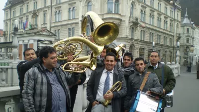 trubač na tromostovju