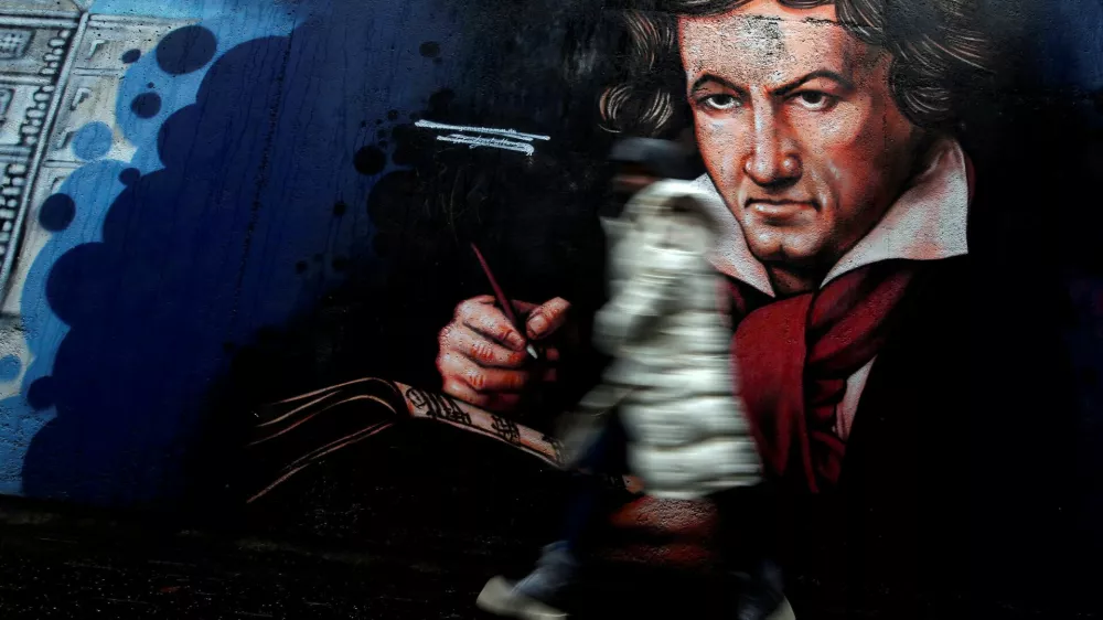 FILE PHOTO: A mural of Ludwig van Beethoven is seen at a pedestrian tunnel ahead of his 250th birth anniversary in Bonn, Germany December 13, 2019. REUTERS/Leon Kuegeler/File Photo
