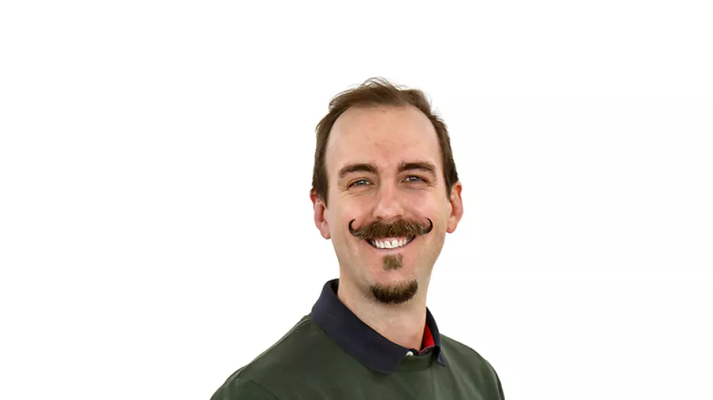 Aljaž PotočnikZA ONLINE - Redakcija Dnevnik 2024 - portreti za komentarje in kolumne - kolumnisti - komentatorji &ndash; novinarji - //FOTO: Tomaž Skale